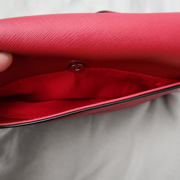 Red Crossbody Purse - Picture 7 of 10